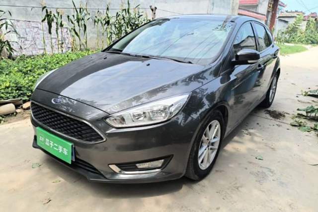 Used Ford Focus 2015 Hatchback EcoBoost 125 Automatic Supreme Style Edition