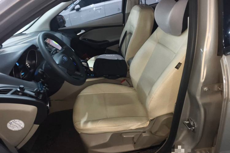 Used Ford Focus 2015 Sedan 1.6L Automatic Comfort Model Left Front Seat