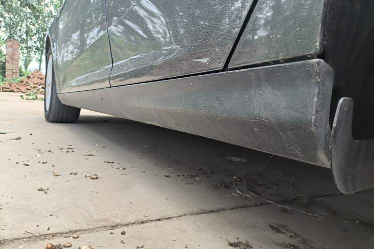 Used Ford Focus 2015 Hatchback EcoBoost 125 Automatic Supreme Style Edition Left Side Sill