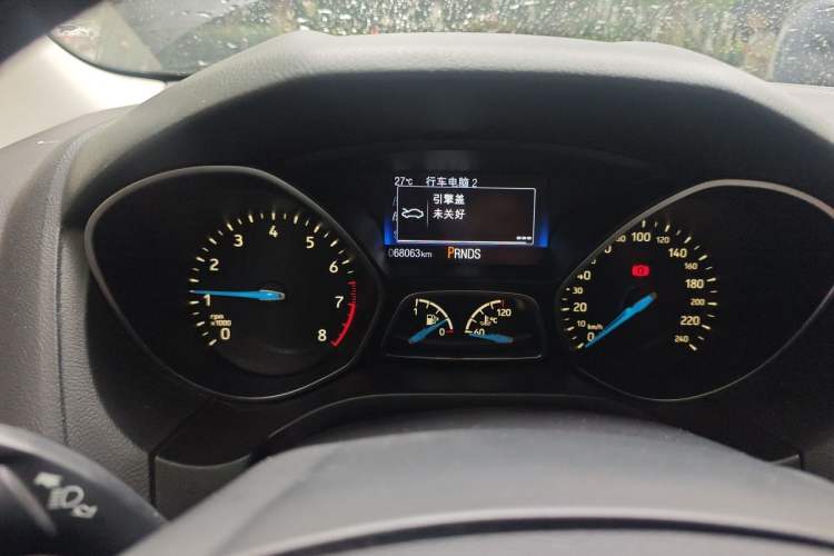 Used Ford Focus 2015 Sedan EcoBoost 180 Automatic Flagship Model Odometer Close Up