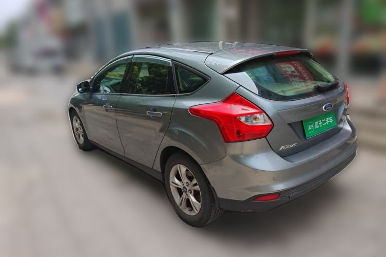 Used Ford Focus 2015 Hatchback 1.6L Manual Fashion Edition Rear Left 45 Deg