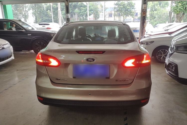 Used Ford Focus 2015 Sedan 1.6L Manual Fashion Edition Rear
