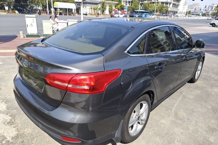 Used Ford Focus 2015 Sedan 1.6L Manual Comfort Model Rear Right 45 Deg