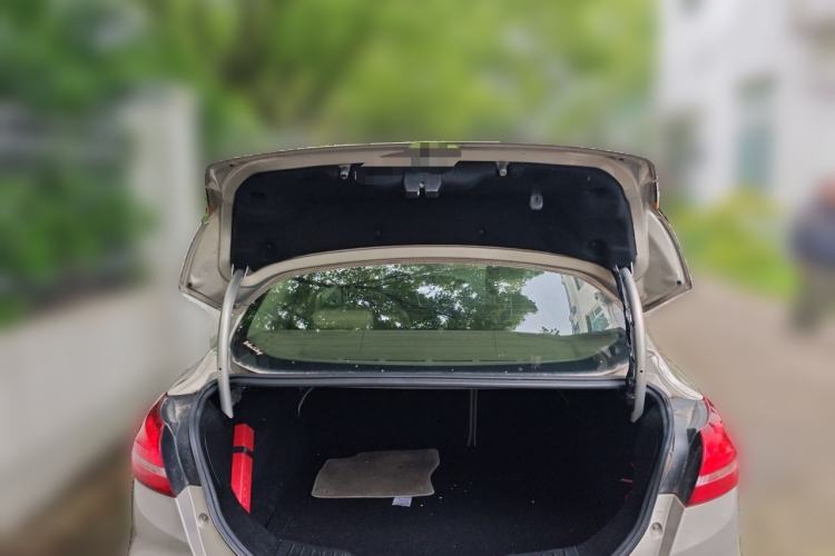 Used Ford Focus 2015 Sedan 1.6L Automatic Trend Model Trunk