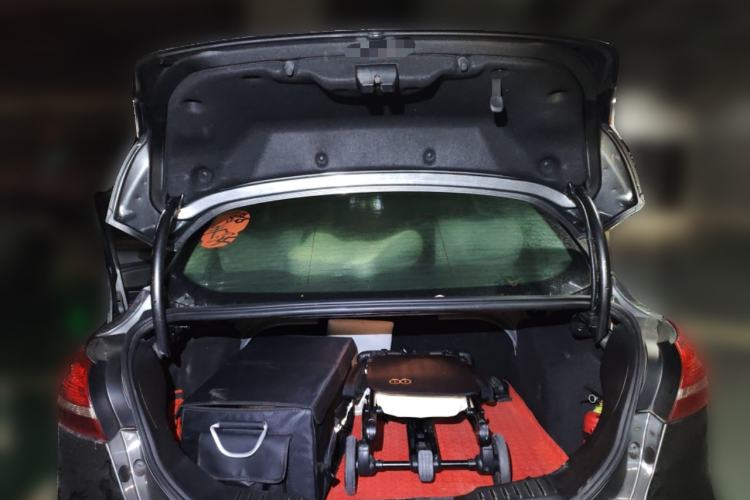Used Ford Focus 2015 Sedan 1.6L Automatic Trend Model Trunk