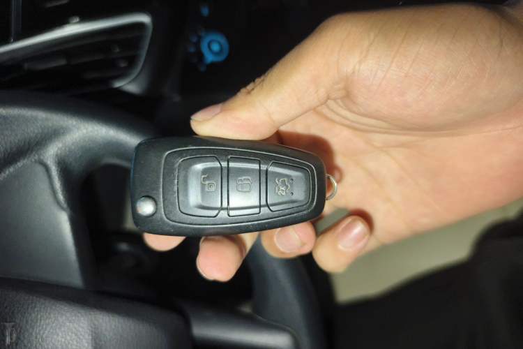Used Ford Focus 2015 Sedan 1.6L Automatic Comfort Model Vehicle Key