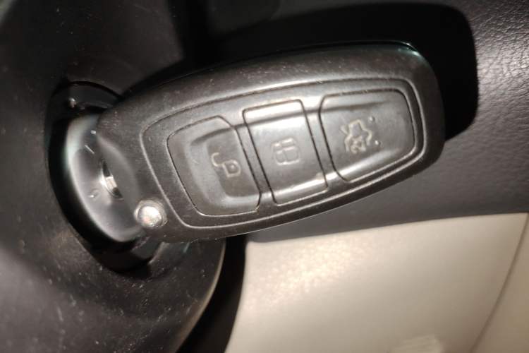 Used Ford Focus 2015 Sedan 1.6L Automatic Comfort Model Vehicle Key