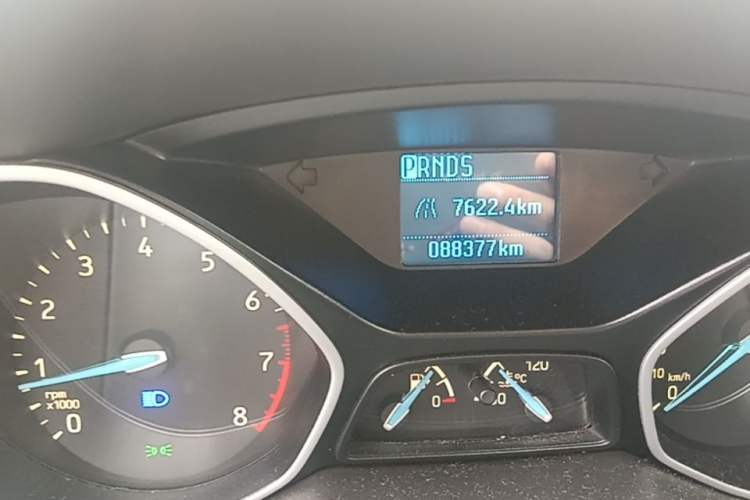 Used Ford Focus 2015 Hatchback 1.6L Automatic Comfort Model Odometer Close Up