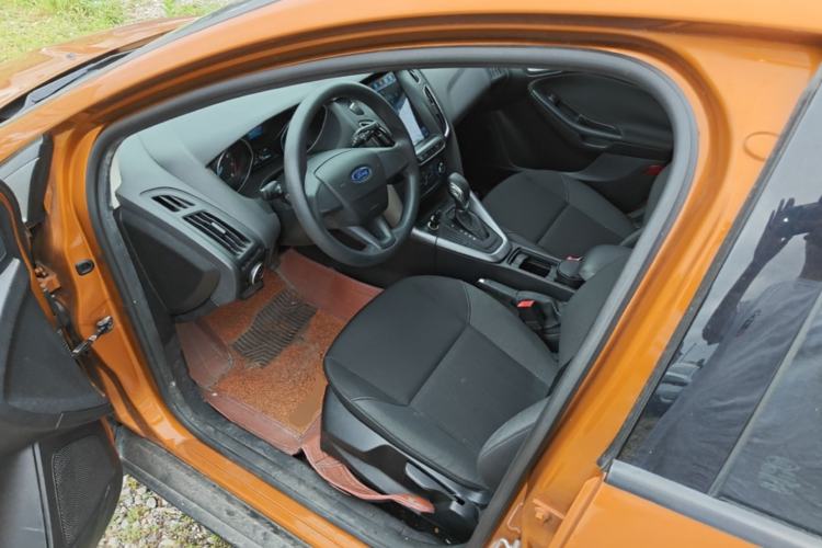 Used Ford Focus 2015 Hatchback 1.6L Automatic Comfort Model Driver Seat