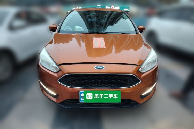 Used Ford Focus 2015 Hatchback EcoBoost 125 Manual – Ultra-Style Edition Exterior 1