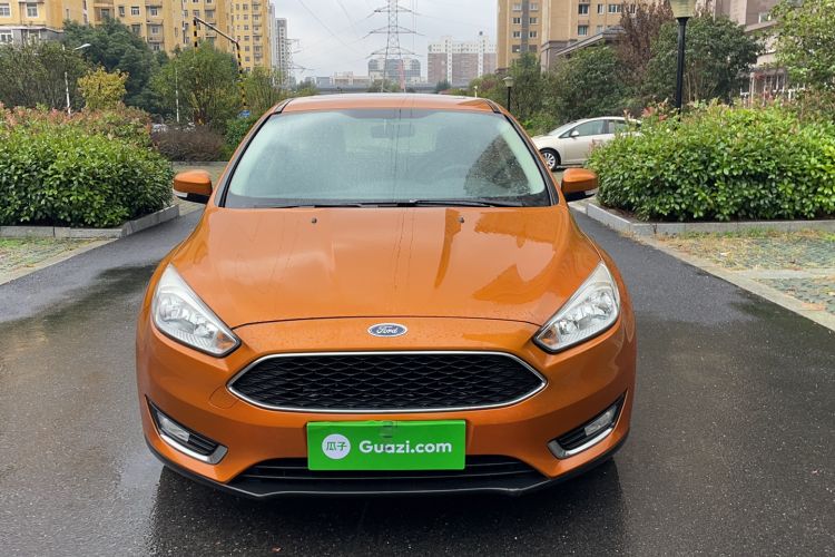 Used Ford Focus 2015 Hatchback EcoBoost 125 Manual – Ultra-Style Edition Exterior 1