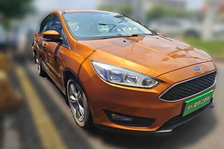 Used Ford Focus 2015 Hatchback 1.6L Automatic Comfort Model Front Right 45 Deg