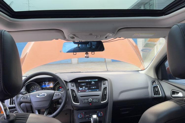 Used Ford Focus 2015 Hatchback EcoBoost 180 Automatic Elite Model Headliner