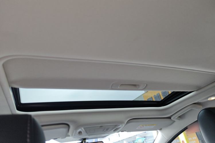 Used Ford Focus 2015 Hatchback 1.6L Automatic Fashion Edition Headliner