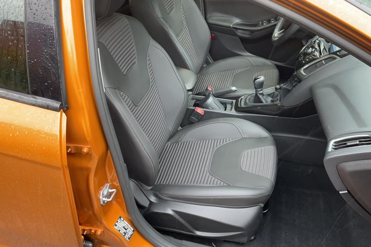 Used Ford Focus 2015 Hatchback EcoBoost 125 Manual – Ultra-Style Edition Interior 8