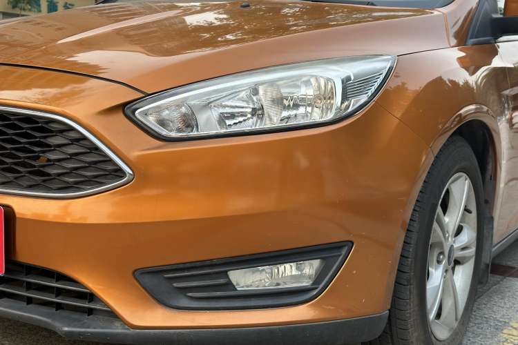 Used Ford Focus 2015 Hatchback 1.6L Automatic Comfort Model Left Front Headlight
