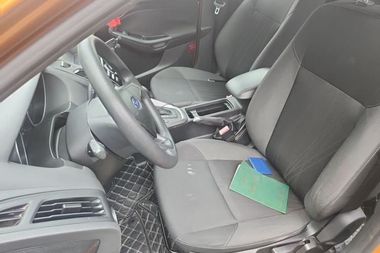 Used Ford Focus 2015 Hatchback 1.6L Automatic Comfort Model Left Front Seat