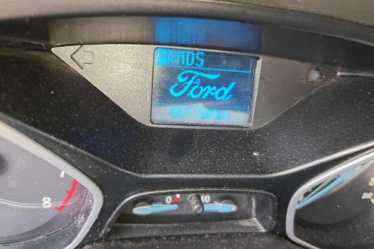 Used Ford Focus 2015 Hatchback 1.6L Automatic Comfort Model Odometer Close Up
