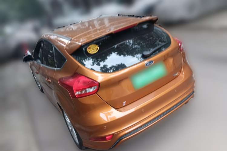 Used Ford Focus 2015 Hatchback EcoBoost 180 Automatic Sport Model Rear Left 45 Deg