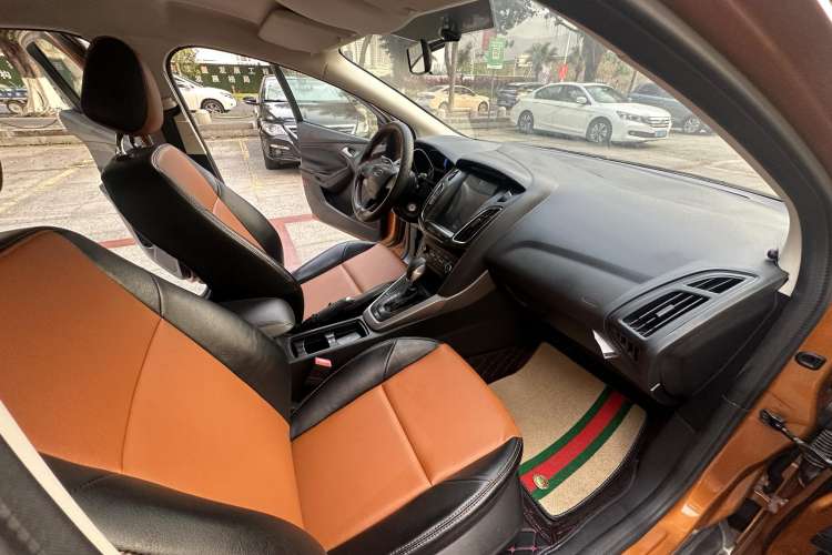 Used Ford Focus 2015 Hatchback 1.6L Automatic Comfort Model Right Front Seat