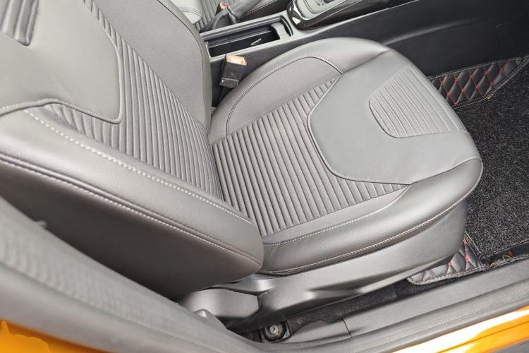 Used Ford Focus 2015 Hatchback 1.6L Automatic Fashion Edition Right Front Seat