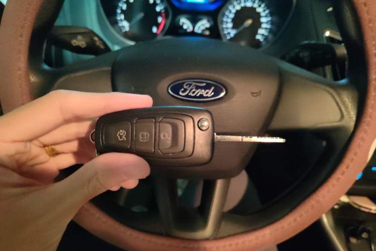 Used Ford Focus 2015 Hatchback 1.6L Automatic Comfort Model Vehicle Key