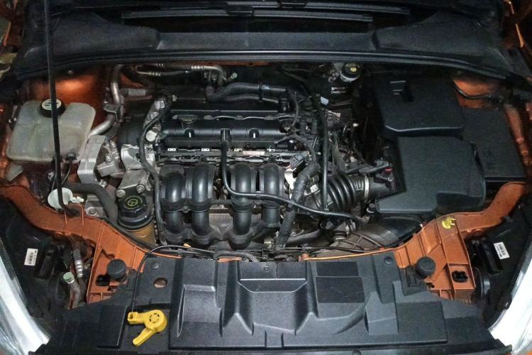 Used Ford Focus 2015 Hatchback 1.6L Automatic Comfort Model Engine Bay