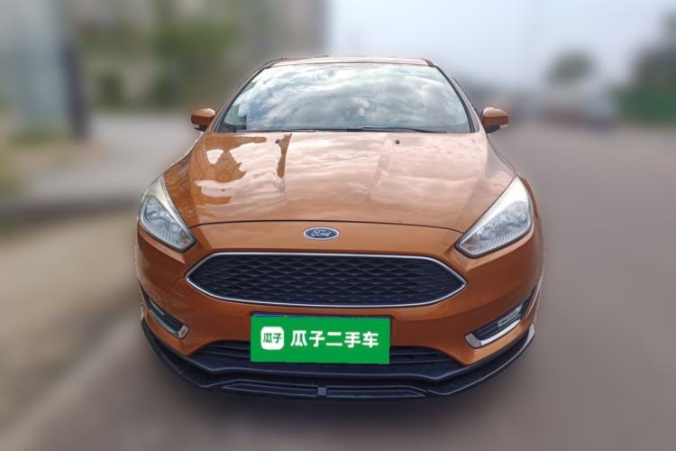 Used Ford Focus 2015 Hatchback EcoBoost 125 Manual – Ultra-Style Edition Front