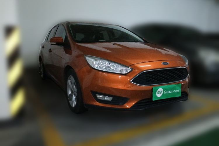 Used Ford Focus 2015 Hatchback 1.6L Automatic Comfort Model Front Right 45 Deg