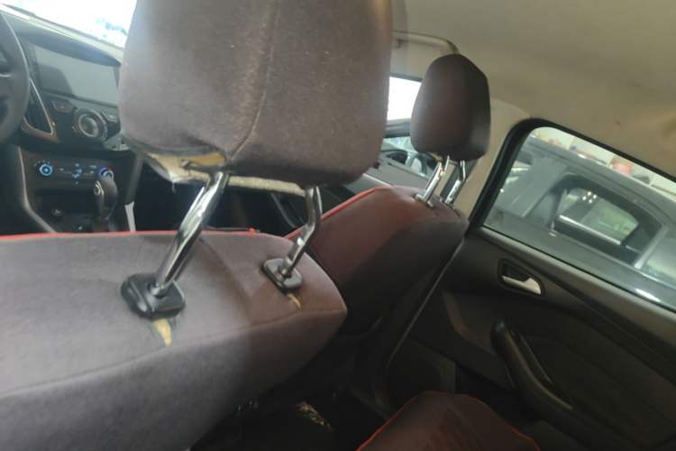 Used Ford Focus 2015 Hatchback 1.6L Automatic Comfort Model Headliner