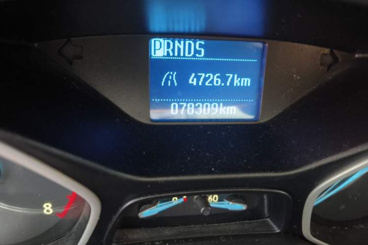 Used Ford Focus 2015 Hatchback 1.6L Automatic Comfort Model Odometer Close Up