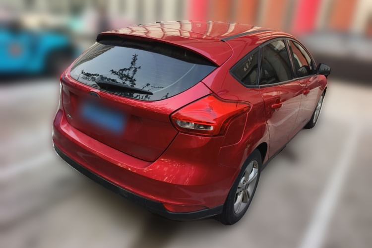 Used Ford Focus 2015 Hatchback 1.6L Automatic Comfort Model Rear Right 45 Deg