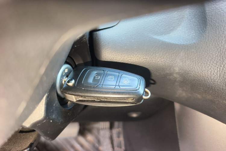 Used Ford Focus 2015 Hatchback 1.6L Automatic Comfort Model Vehicle Key