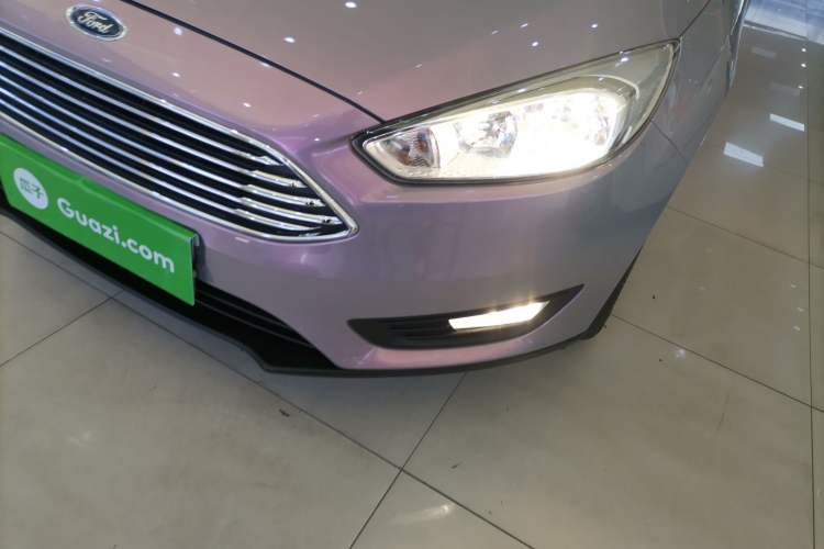 Used Ford Focus 2015 Sedan 1.6L Automatic Comfort Model Left Front Headlight