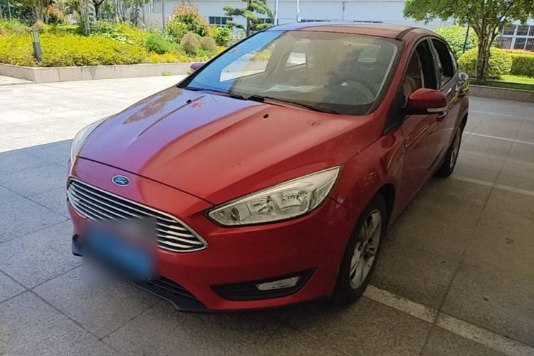 Used Ford Focus 2015 Sedan 1.6L Automatic Comfort Model Guazi used car, China used car export, Used car for sale, Used Ford cars, Cheapest cars for sale