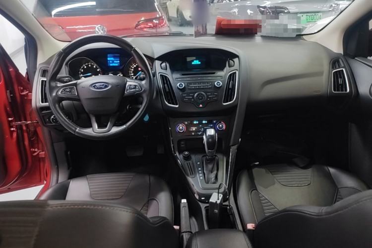 Used Ford Focus 2015 Sedan 1.6L Automatic Trend Model Center Console