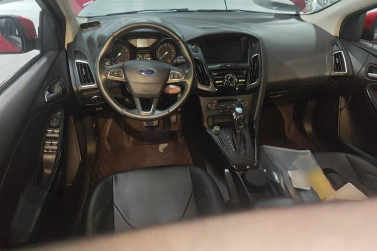 Used Ford Focus 2015 Sedan 1.6L Automatic Trend Model Center Console