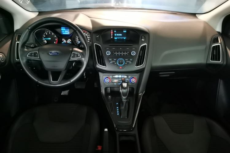 Used Ford Focus 2015 Sedan 1.6L Automatic Trend Model Center Console