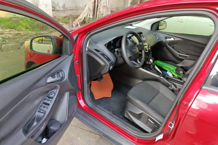 Used Ford Focus 2015 Hatchback 1.6L Automatic Comfort Model Driver Seat