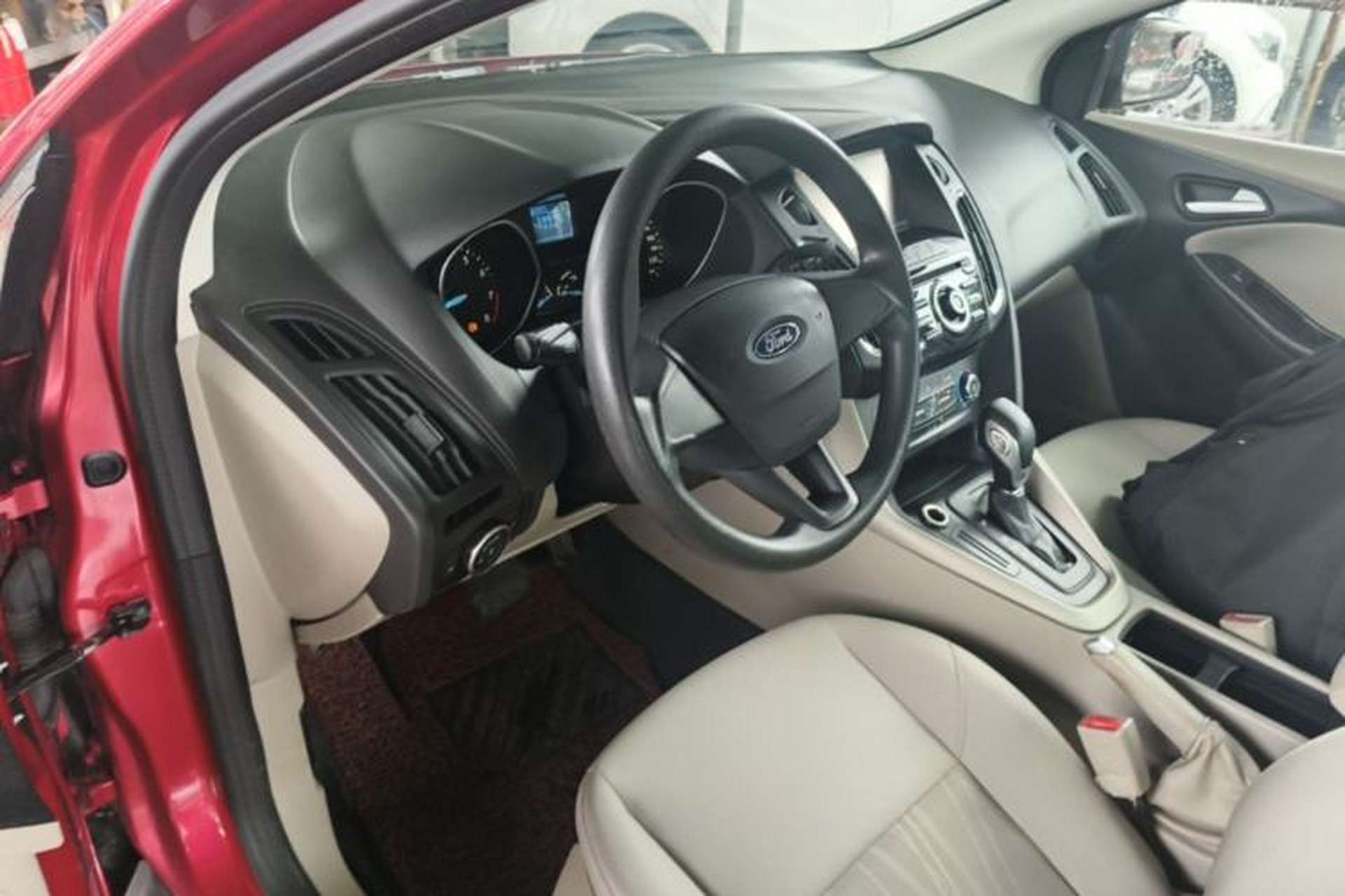 Used Ford Focus 2015 Sedan 1.6L Automatic Comfort Model Driver Seat