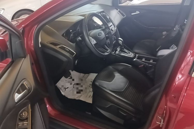 Used Ford Focus 2015 Hatchback EcoBoost 180 Automatic Elite Model Driver Seat