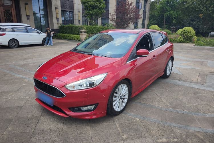 Used Ford Focus 2015 Hatchback EcoBoost 180 Automatic Sport Model Guazi used car, China used car export, Used car for sale, Used  cars, Cheapest cars for sale