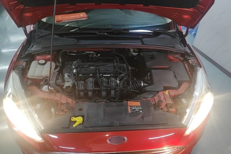 Used Ford Focus 2015 Sedan 1.6L Automatic Trend Model Engine Bay