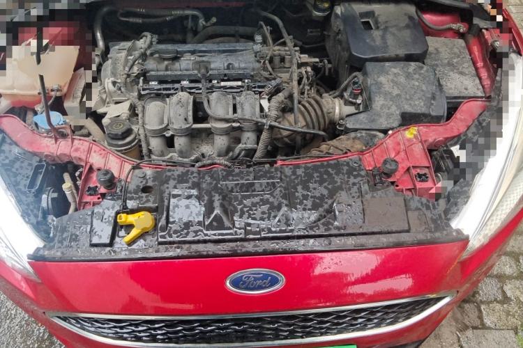Used Ford Focus 2015 Hatchback 1.6L Automatic Fashion Edition Engine Bay