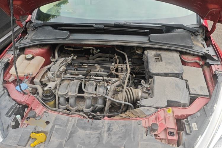 Used Ford Focus 2015 Sedan 1.6L Manual Comfort Model Engine Bay