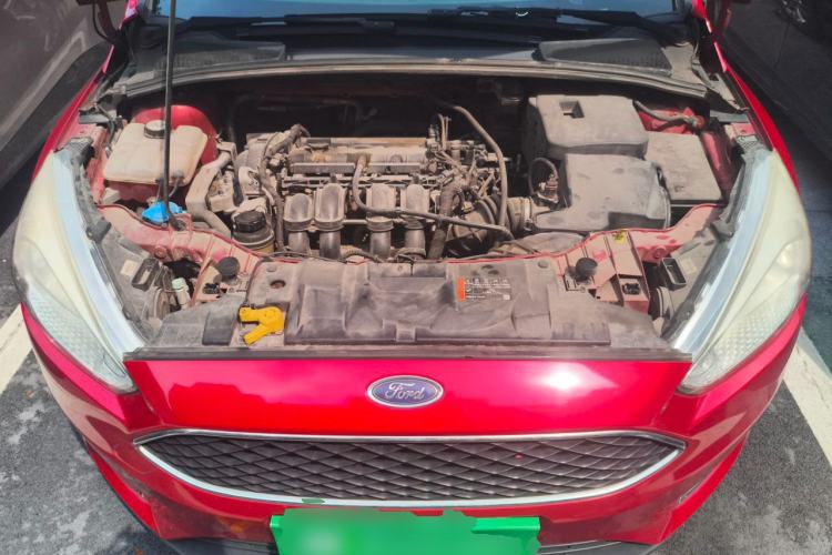 Used Ford Focus 2015 Hatchback 1.6L Automatic Fashion Edition Engine Bay