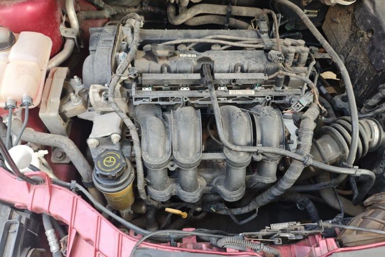 Used Ford Focus 2015 Sedan 1.6L Automatic Comfort Model Engine Bay
