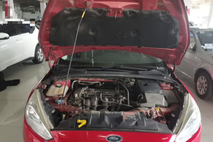 Used Ford Focus 2015 Hatchback 1.6L Automatic Comfort Model Engine Bay