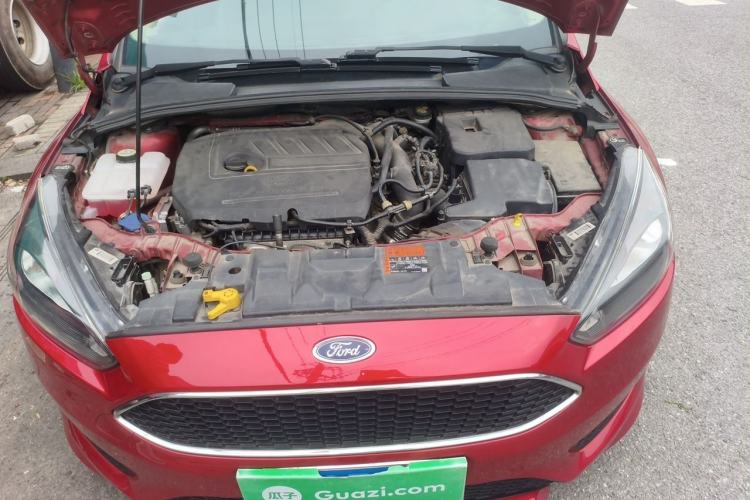 Used Ford Focus 2015 Hatchback EcoBoost 180 Automatic Sport Model Engine Bay