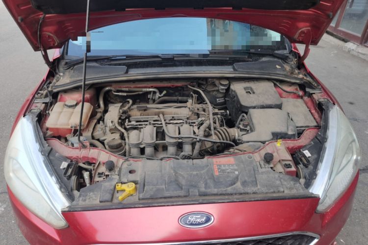 Used Ford Focus 2015 Hatchback 1.6L Automatic Fashion Edition Engine Bay